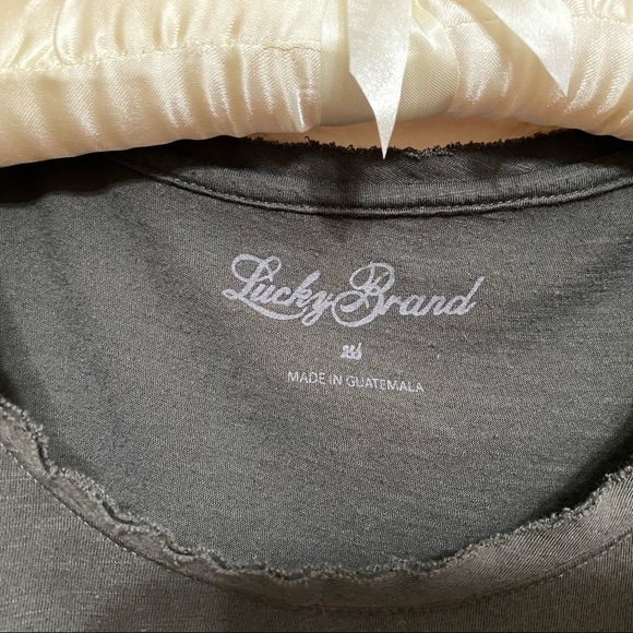 Lucky Brand Exploded Tiger Tee - Picture 4 of 11